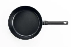 BK Hapjespan Met Deksel - Easy Induction - ø 28 Cm / 4.6 Liter - Keramische Anti-aanbaklaag 10 BK Hapjespan Met Deksel - Easy Induction - ø 28 Cm / 4.6 Liter - Keramische Anti-aanbaklaag -Keuken Kook Winkel 2623cc62b88d3323b8e5d58649d0b88b7ff3fbed B2438.848 BK Easy Induction Skillet 28 cm with glass lid 1