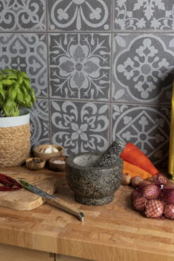 Jay Hill Vijzel - Granite - ø 14 Cm 6 Jay Hill Vijzel - Granite - ø 14 Cm -Keuken Kook Winkel 30 8720812849292 4