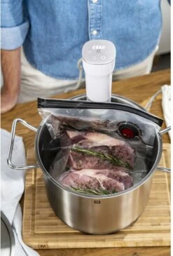 Zwilling Sous Vide Stick Enfinigy - Nauwkeurige Temperatuurinstelling - IPX7 Waterproof - Zwart -Keuken Kook Winkel 4009839546716 11