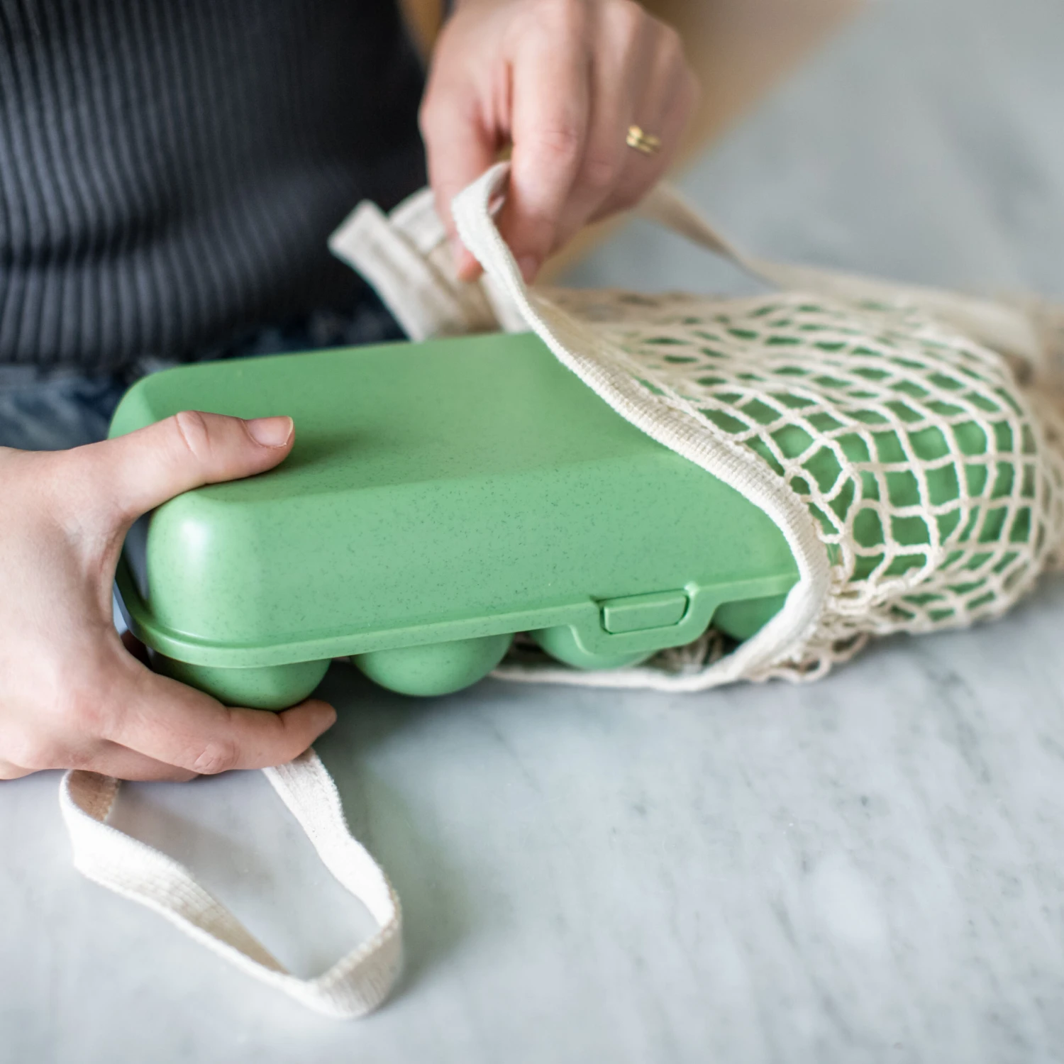 Koziol Eierdoos To Go Groen - 10 Eieren 2 Koziol Eierdoos To Go Groen - 10 Eieren - Afbeelding 2