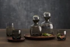 ASA Selection Karaf Sarabi - Grijs - 1.5 Liter 5 ASA Selection Karaf Sarabi - Grijs - 1.5 Liter -Keuken Kook Winkel ASA Selection karaf 1.5 liter grijs 3