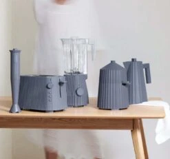 Alessi Waterkoker Plissé - Droogkookbeveiliging - Grijs - Michele De Lucchi - 1 Liter - MDL06/1 G -Keuken Kook Winkel Alessi Plisse Grijs 1