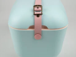 Polarbox Koelbox Met Schouderband - Lichtblauw - 12 Liter 5 Polarbox Koelbox Met Schouderband - Lichtblauw - 12 Liter -Keuken Kook Winkel CELESTE ROSA HEBILLA