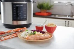 Crockpot Express Slowcooker + Snelkookpan - Uitneembare Binnenpan - 5.6 Liter - CR089 Met Stoommand & Tang) -Keuken Kook Winkel CSC051 US Lifestyle Salmon