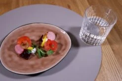 Jay Hill Placemats - Vegan Leer - Grijs / Blauw - Dubbelzijdig - ø 38 Cm - 6 Stuks 10 Jay Hill Placemats - Vegan Leer - Grijs / Blauw - Dubbelzijdig - ø 38 Cm - 6 Stuks -Keuken Kook Winkel EP2A3112 1