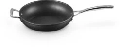 Le Creuset Sauteerpan Les Forgées TNS - ø 26 Cm / 2.7 Liter - Standaard Anti-aanbaklaag -Keuken Kook Winkel LC 20190624 ZS PS FS 51101260010202 002 1