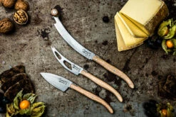 Laguiole Style De Vie Kaasmessen / Kaasmessenset Luxury Line Eikenhout Stonewash - 3 Stuks 13 Laguiole Style De Vie Kaasmessen / Kaasmessenset Luxury Line Eikenhout Stonewash - 3 Stuks -Keuken Kook Winkel LuxKaasV2EikStone 4