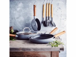 GreenPan Pannenset Met Keukenhulpjes Mayflower Pro - 4 Delige Set -Keuken Kook Winkel Productafbeeldingen CL 2023 03 08T145041.600