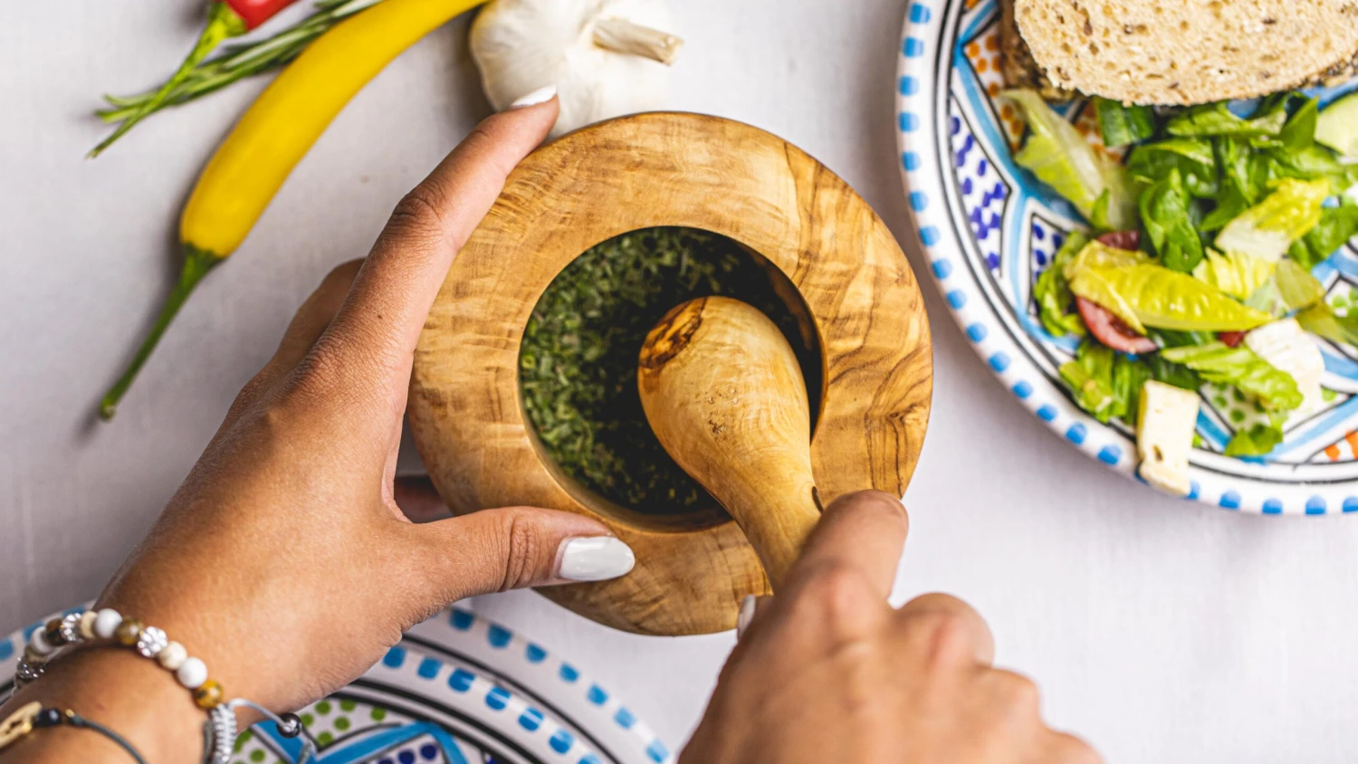 Jay Hill Vijzel Tunea - Olijfhout - ø 11 Cm 4 Jay Hill Vijzel Tunea - Olijfhout - ø 11 Cm - Afbeelding 4