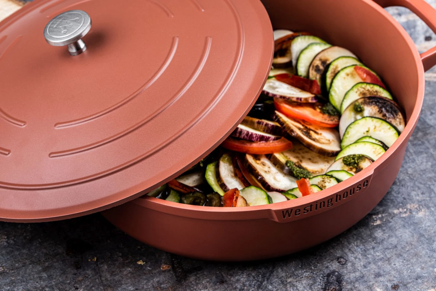 Westinghouse Hapjespan Performance - Rebel Red - ø 32 Cm / 5.8 Liter - Standaard Anti-aanbaklaag 8 Westinghouse Hapjespan Performance - Rebel Red - ø 32 Cm / 5.8 Liter - Standaard Anti-aanbaklaag - Afbeelding 8