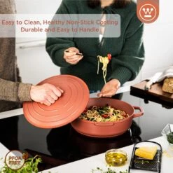 Westinghouse Hapjespan Performance - Rebel Red - ø 28 Cm / 4.1 Liter - Standaard Anti-aanbaklaag 16 Westinghouse Hapjespan Performance - Rebel Red - ø 28 Cm / 4.1 Liter - Standaard Anti-aanbaklaag -Keuken Kook Winkel WCCC0095L28OR 4