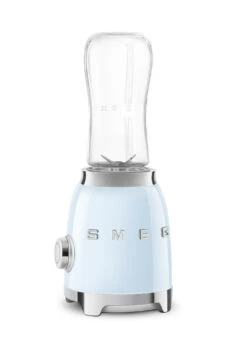 SMEG Smoothie Blender - Compact - Pastelblauw - 600 Ml - PBF01PBEU 13 SMEG Smoothie Blender - Compact - Pastelblauw - 600 Ml - PBF01PBEU -Keuken Kook Winkel WEB PBF01PBEU 6.jpg