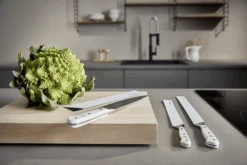 Wusthof Mesbeschermer Tot 20 Cm Laag Wit -Keuken Kook Winkel Wusthof Mesbeschermer Tot 30 cm Laag Wit 1 4