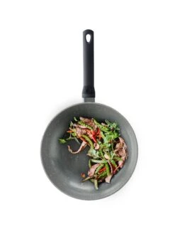 BK Wokpan Granite - Aluminium - ø 28 Cm - Keramische Anti-aanbaklaag -Keuken Kook Winkel a077e5cf0b76779a87f14dc2d9c9eb0c7c791fe2 BK GRANC Opn Wok top 1