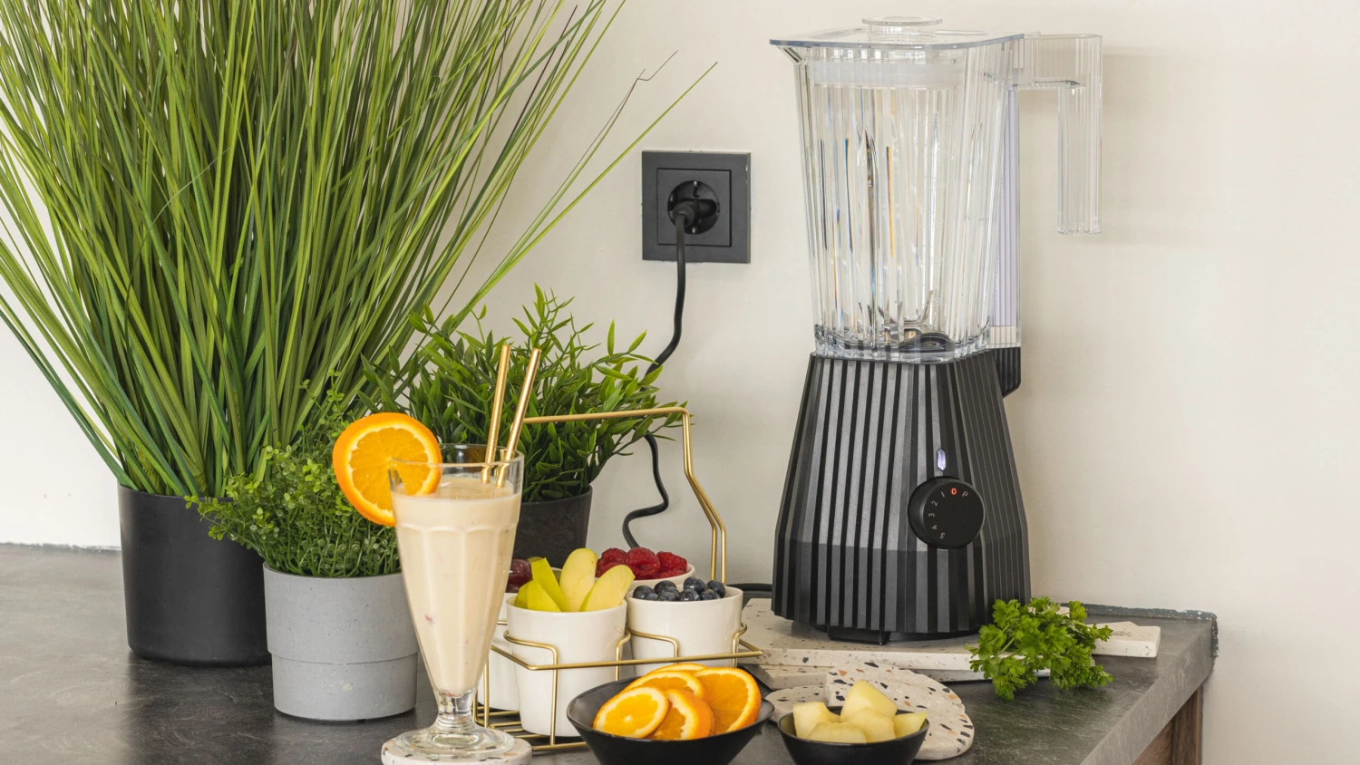 Alessi Blender Plissé - 5 Snelheden + Turbostand - Zwart - Michele De Lucchi - 1.5 Liter - MDL09 B 2 Alessi Blender Plissé - 5 Snelheden + Turbostand - Zwart - Michele De Lucchi - 1.5 Liter - MDL09 B - Afbeelding 2