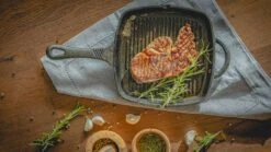 Blackwell Grillpan - Gietijzer - 23 X 23 Cm - Zonder Anti-aanbaklaag -Keuken Kook Winkel jh gietijzer grillpan 1