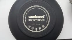Sambonet Grillpan Rock 'n' Rose - Zwart - 28 X 28 Cm - Standaard Anti-aanbaklaag -Keuken Kook Winkel sambonet rock n rose achterkant 1 3