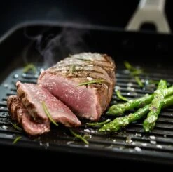 Valira Grillpan Aire Met Handgrepen - 34 X 25 Cm - Standaard Anti-aanbaklaag 9 Valira Grillpan Aire Met Handgrepen - 34 X 25 Cm - Standaard Anti-aanbaklaag -Keuken Kook Winkel valiragrillpan28x283 4